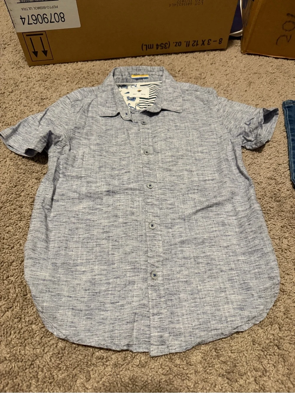 Bundle of 4 - 2 button down shirts and 2 jeans - Size 7